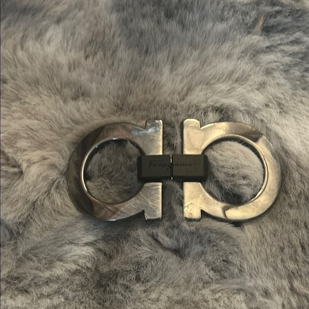 Salvatore ferragamo belt buckle